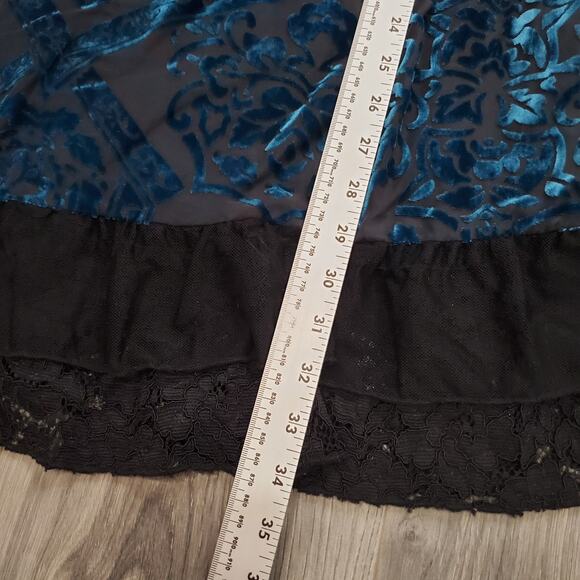 Rancho Estancia Tunic Top Womens XL Gray Blue Velvet Boho Peasant Blouse Lace - Picture 5 of 7